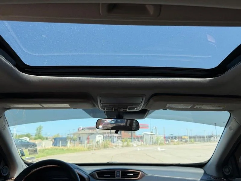 Used 2019  Honda EX image 8