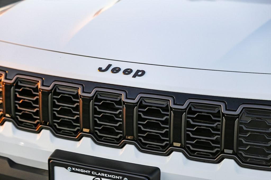 New 2026 Bright White Clearcoat Jeep Laredo image 6