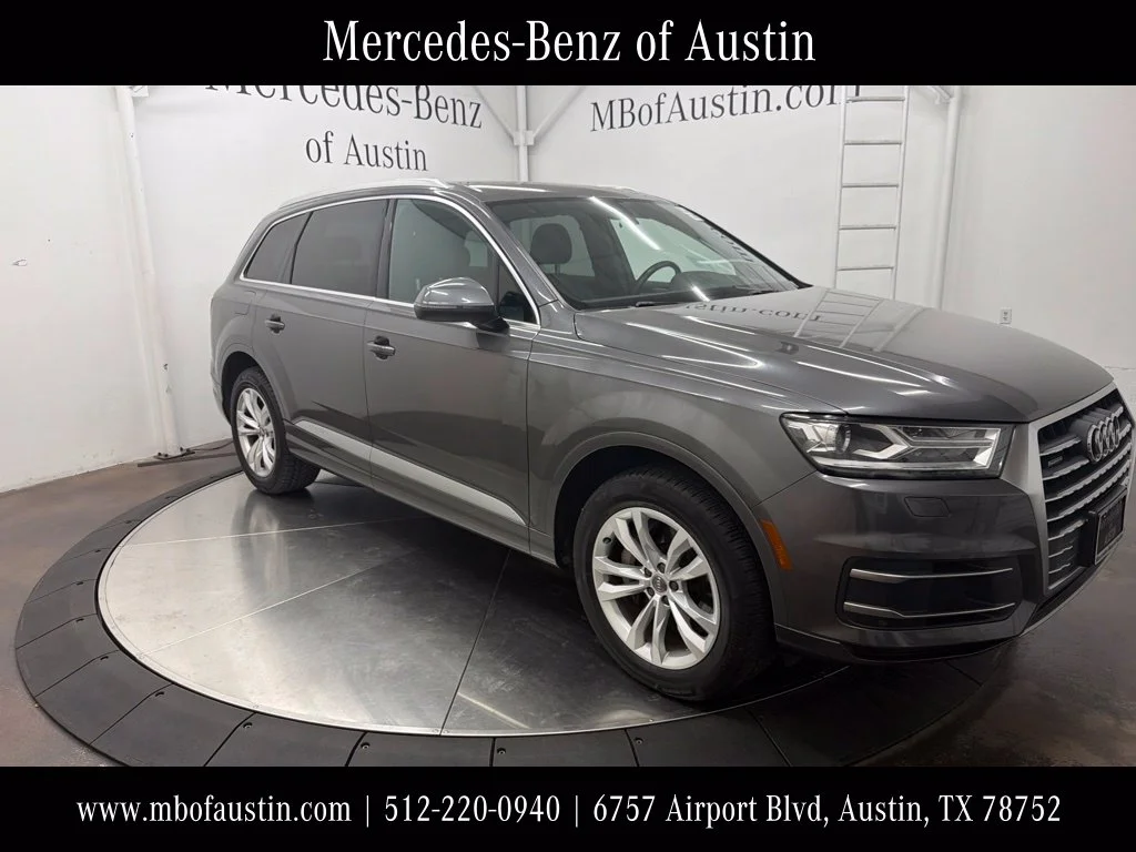 Used 2019 Gray Audi 45 Premium image 1