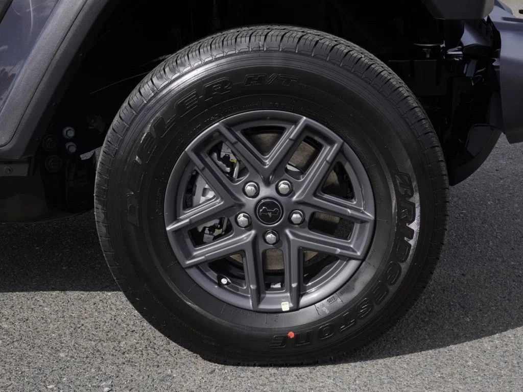 New 2026 Granite Crystal Metallic Clearcoat Jeep Sport S image 10