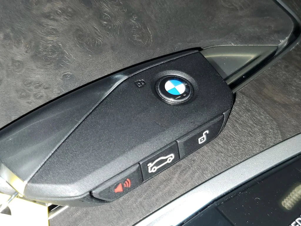 Used 2026 Gray BMW sDrive40i image 26