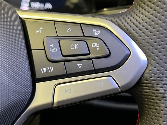 New 2026 Black Volkswagen 2.0T SE image 14