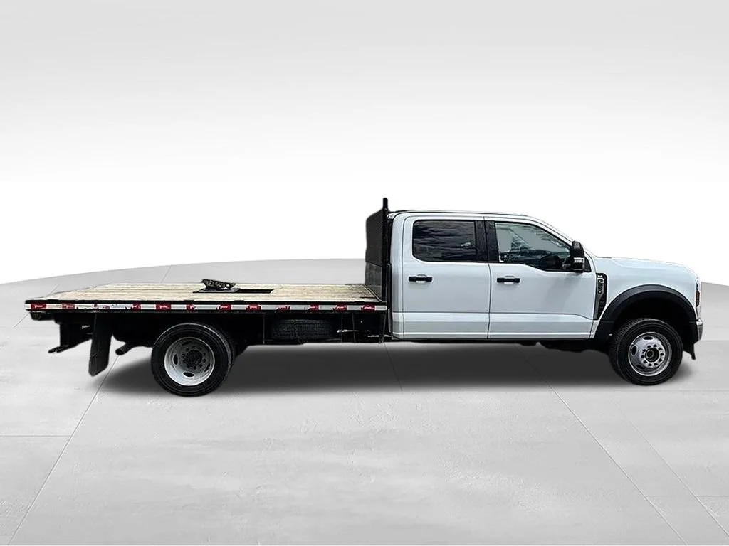 Used 2024 White Ford XL image 4