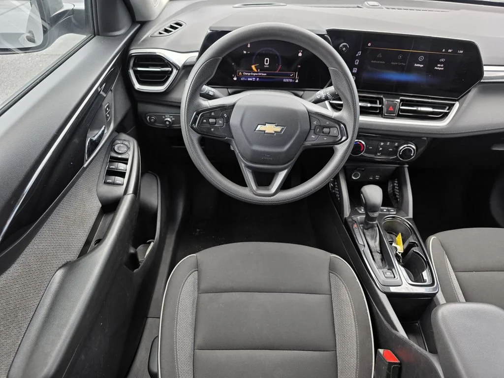 Used 2024 Sterling Gray Metallic Chevrolet LT image 16