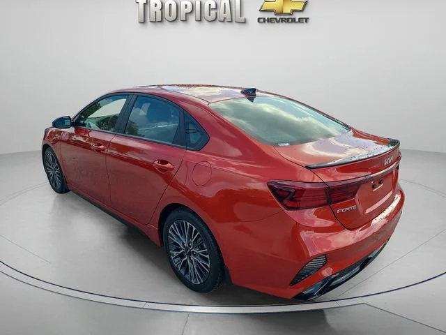 Used 2023 Orange Kia GT-Line image 3