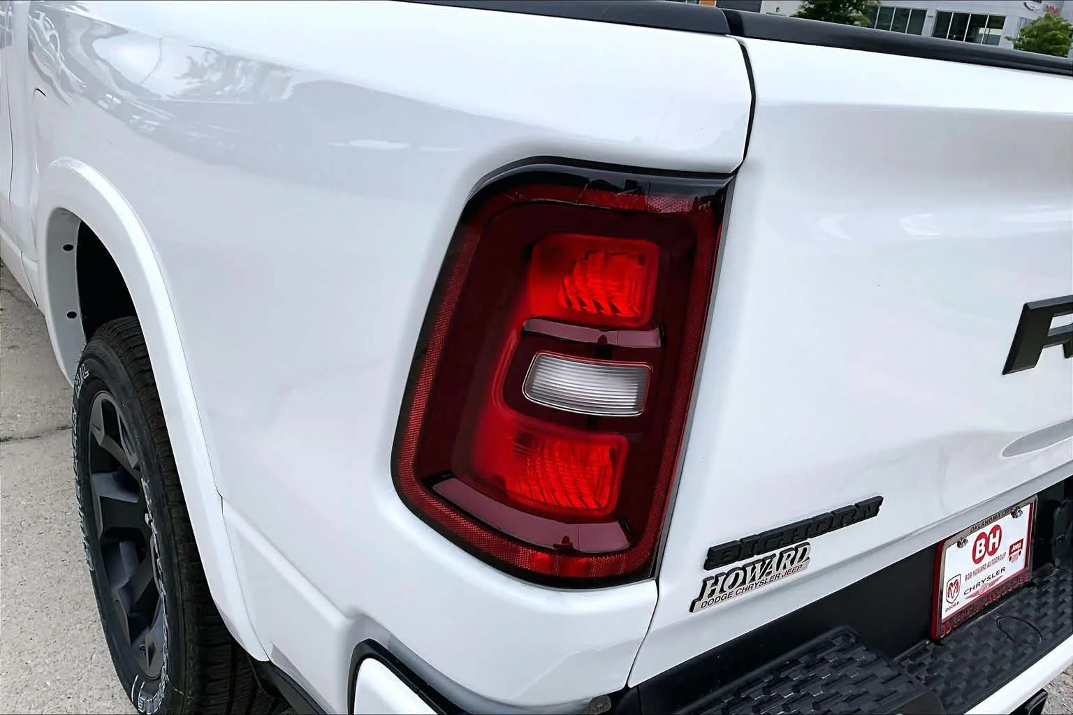 New 2026 Bright White Clear-Coat Exterior Paint RAM Big Horn image 15