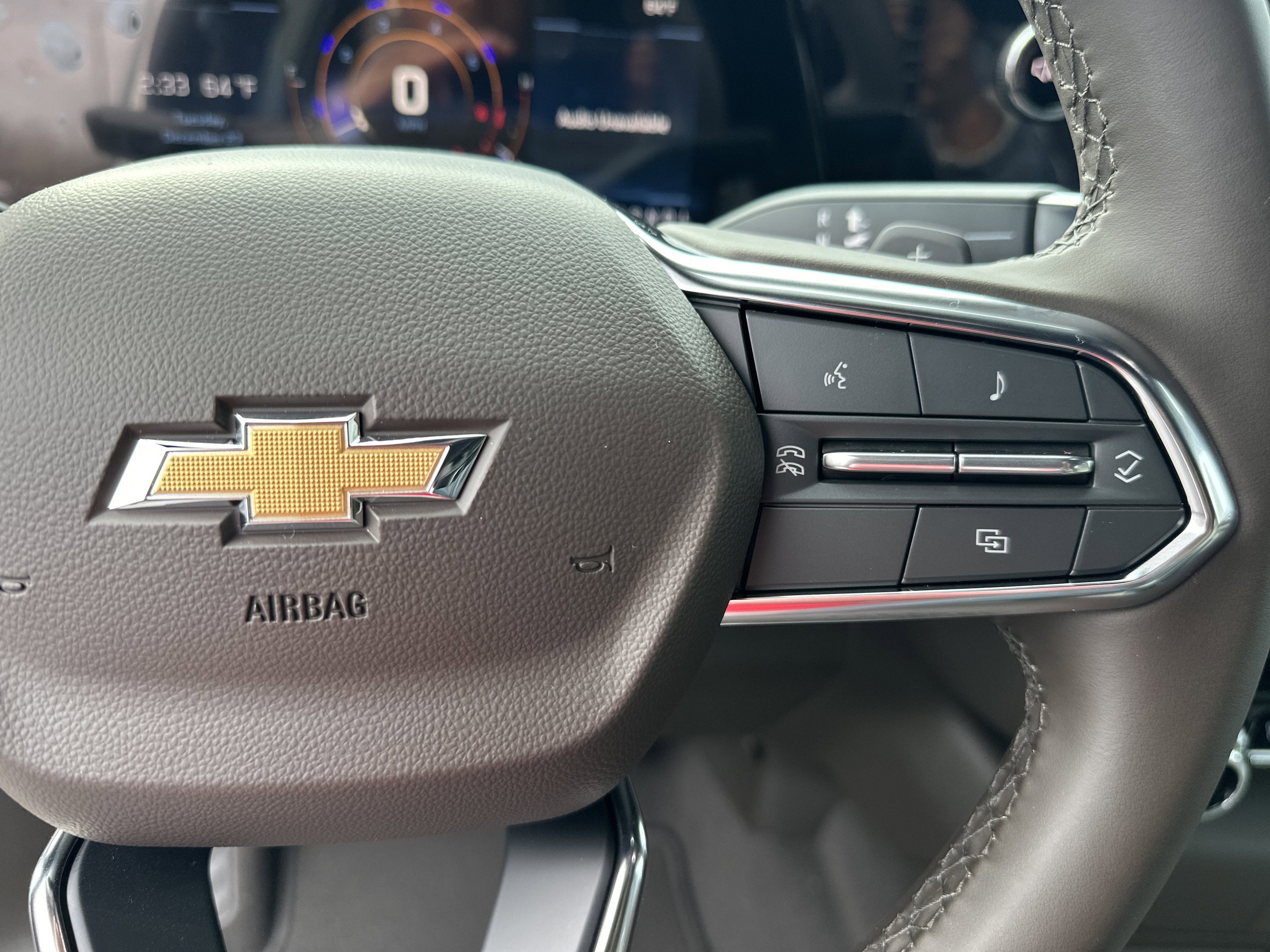 2026 Chevrolet Suburban LS - Photo 27
