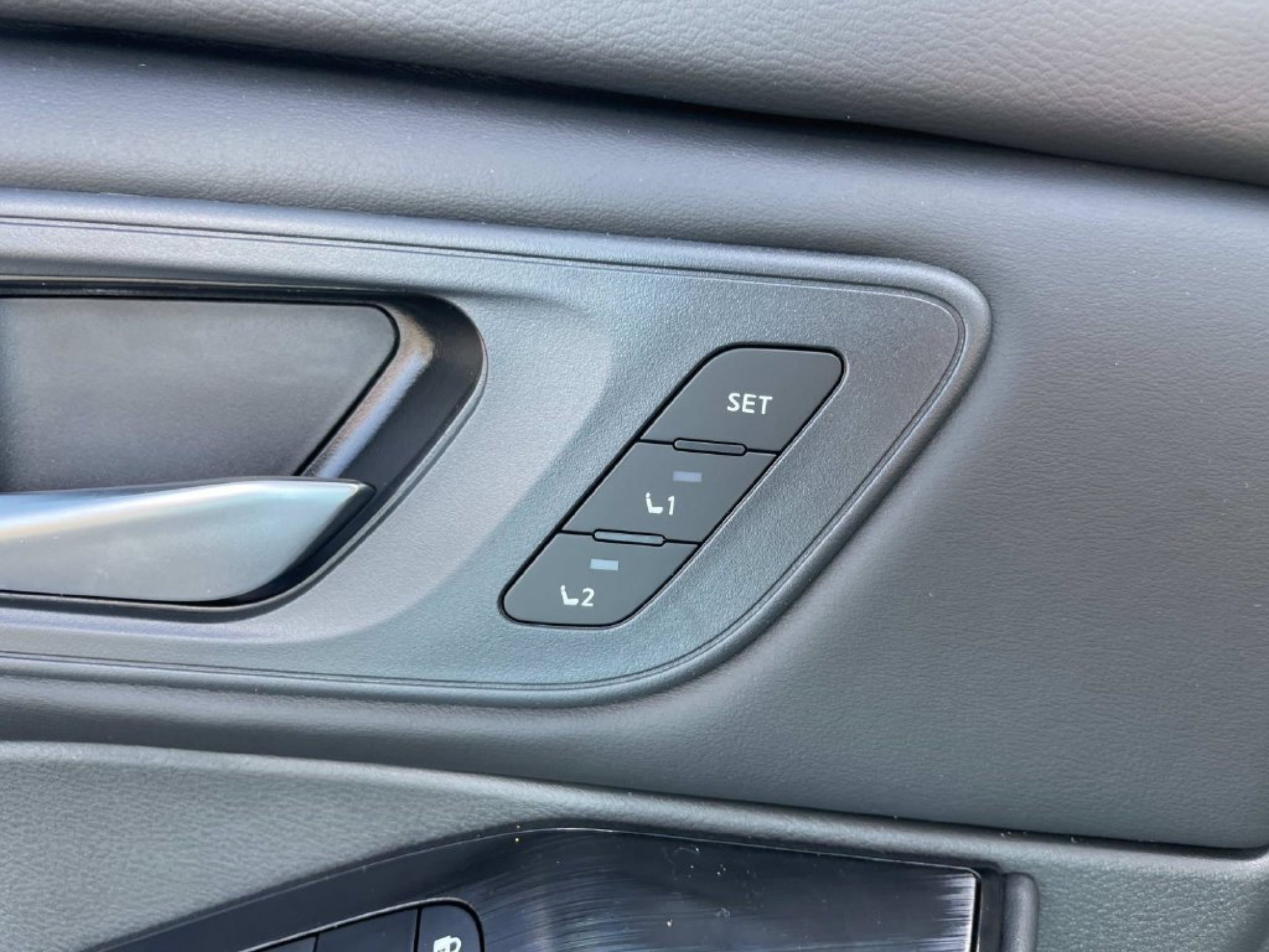 New 2026 Boulder Gray Pearl Nissan Rock Creek image 22