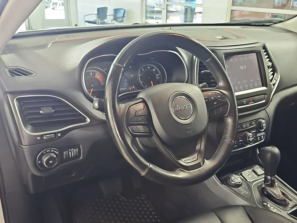 2019 Jeep Cherokee Trailhawk - Photo 19