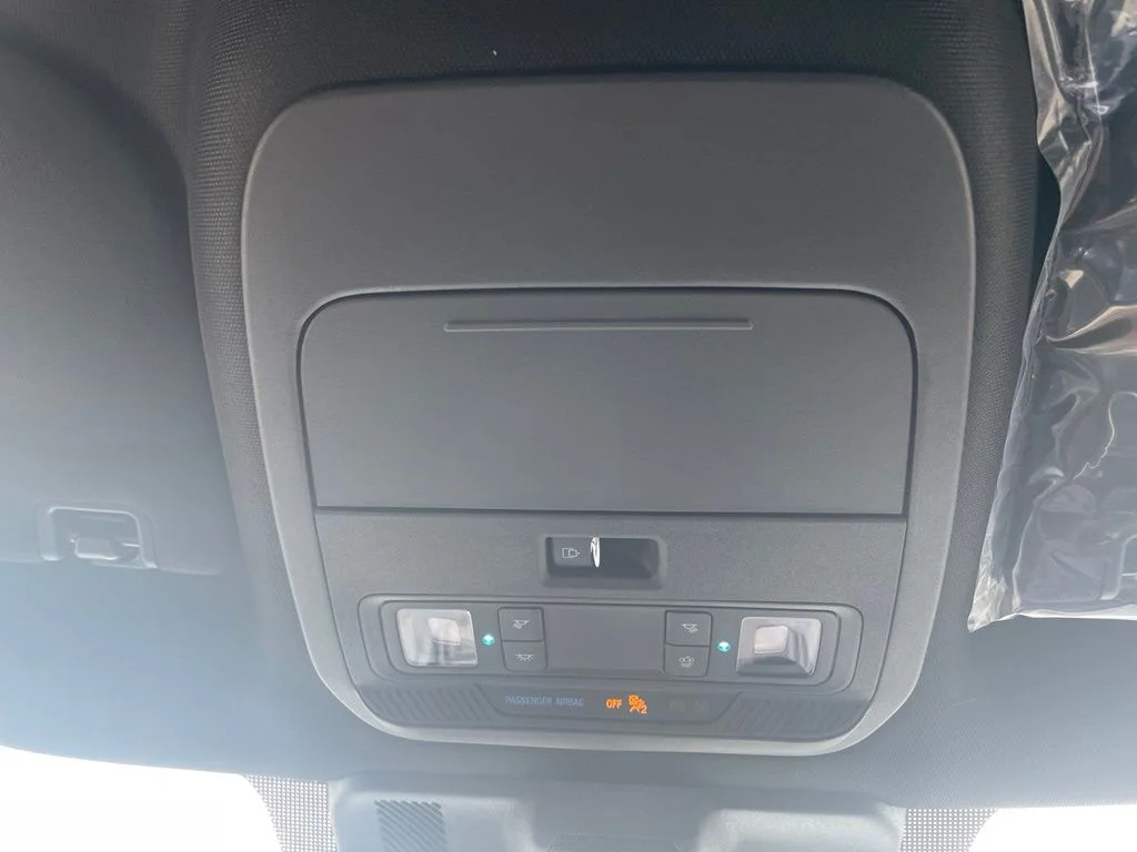 Used 2026 Oxford White Ford XLT image 28