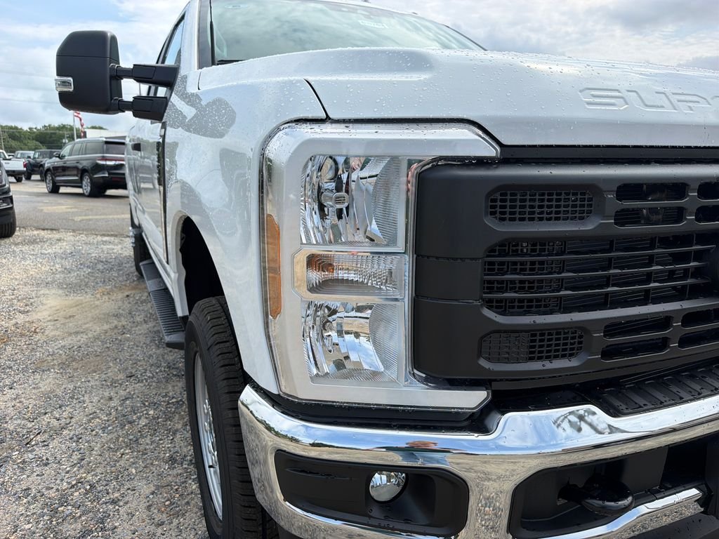New 2026 Oxford White Ford F-350® XL image 11