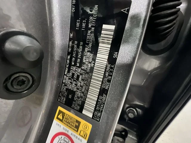 Used 2018 Gray Toyota XLE image 35