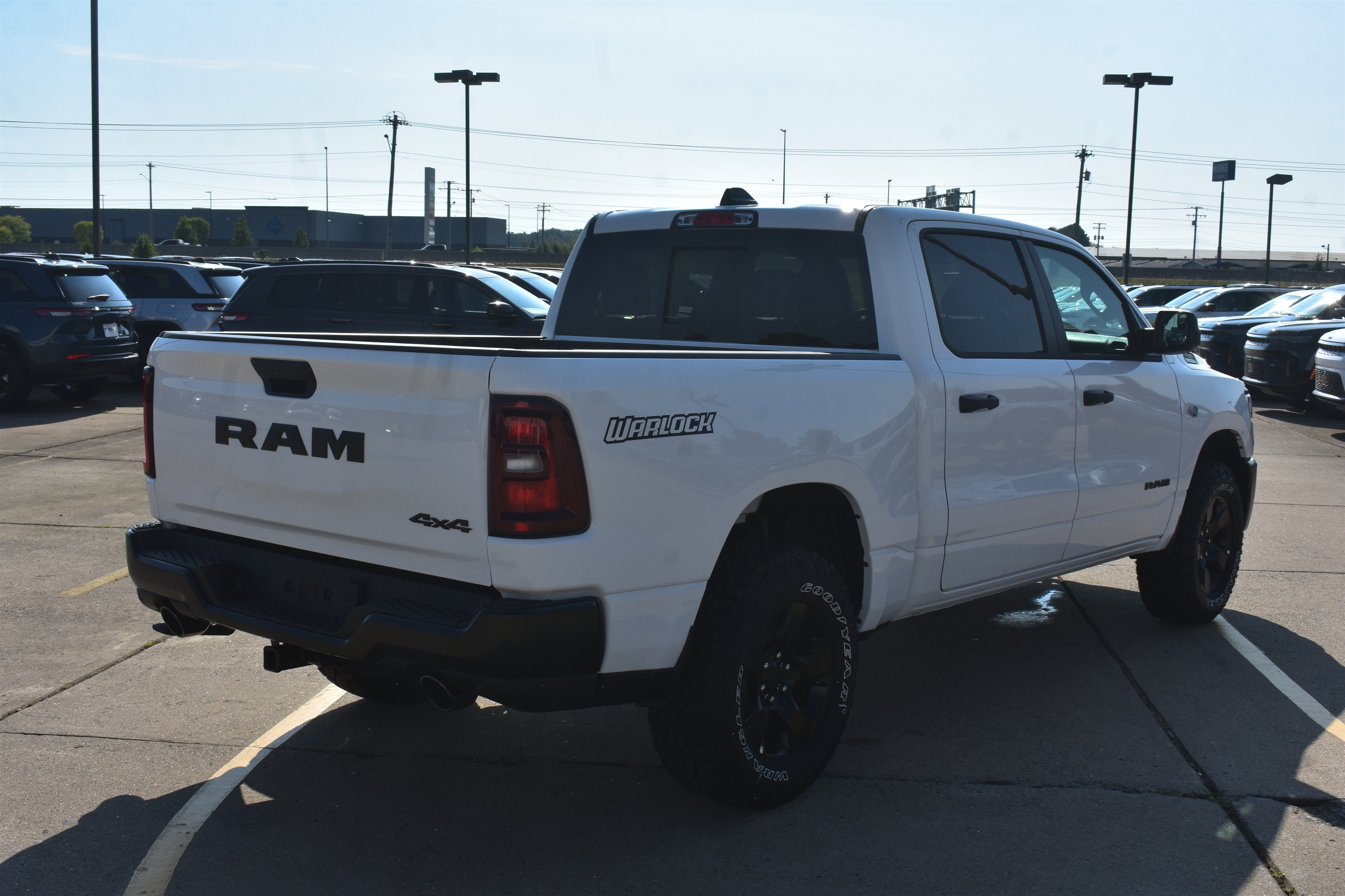 New 2026 Bright White Clear-Coat Exterior Paint RAM Warlock image 5