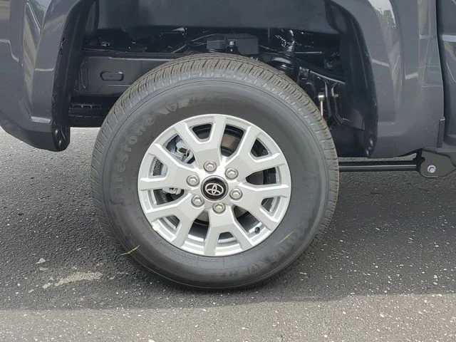 New 2026  Toyota SR5 image 5