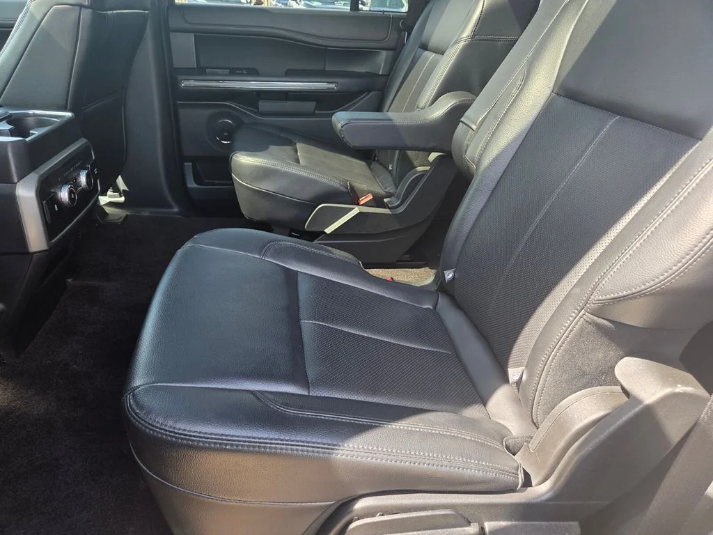 Used 2021 Blue Metallic Ford XLT image 25