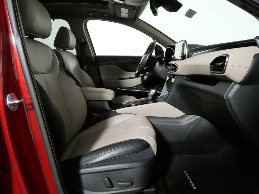 Used 2019 Red Hyundai Ultimate image 19