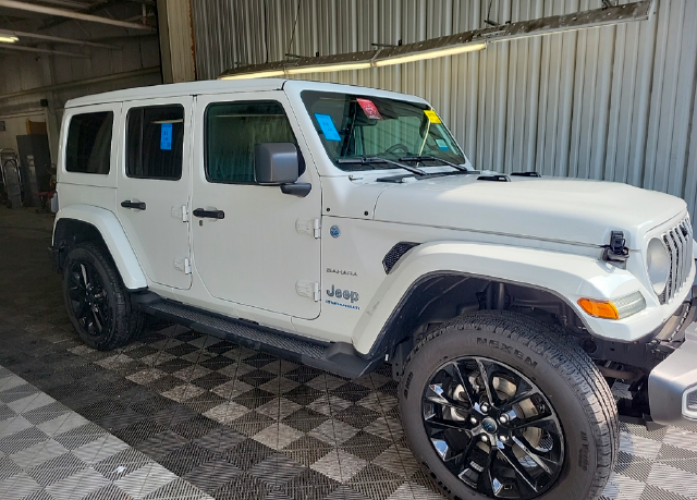 Used 2024 White Jeep Sahara 4xe image 1