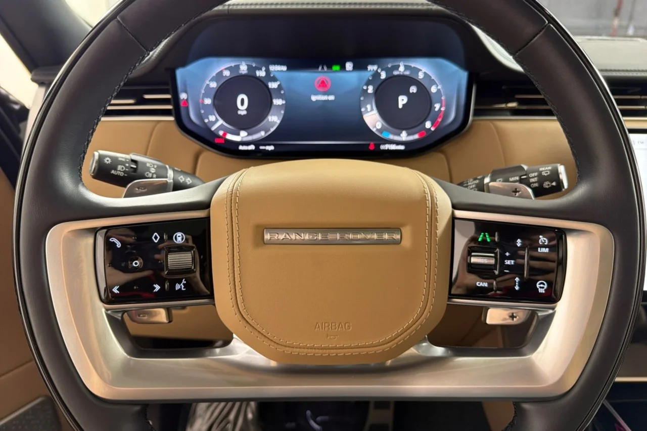 Used 2024 WHITE Land Rover Autobiography image 21