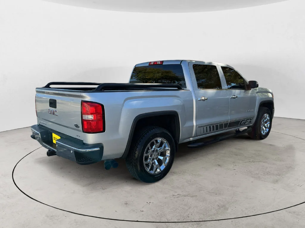 Used 2014 Silver GMC SLT image 5