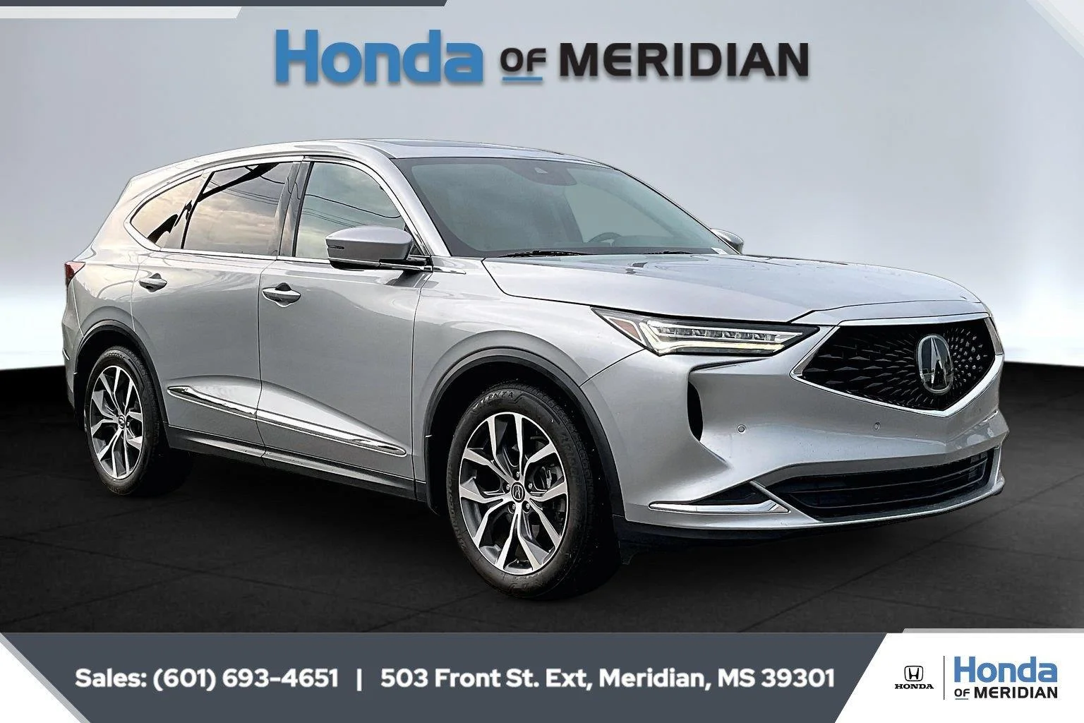 Used 2023 Lunar Silver Metallic Acura w/Tech image 1
