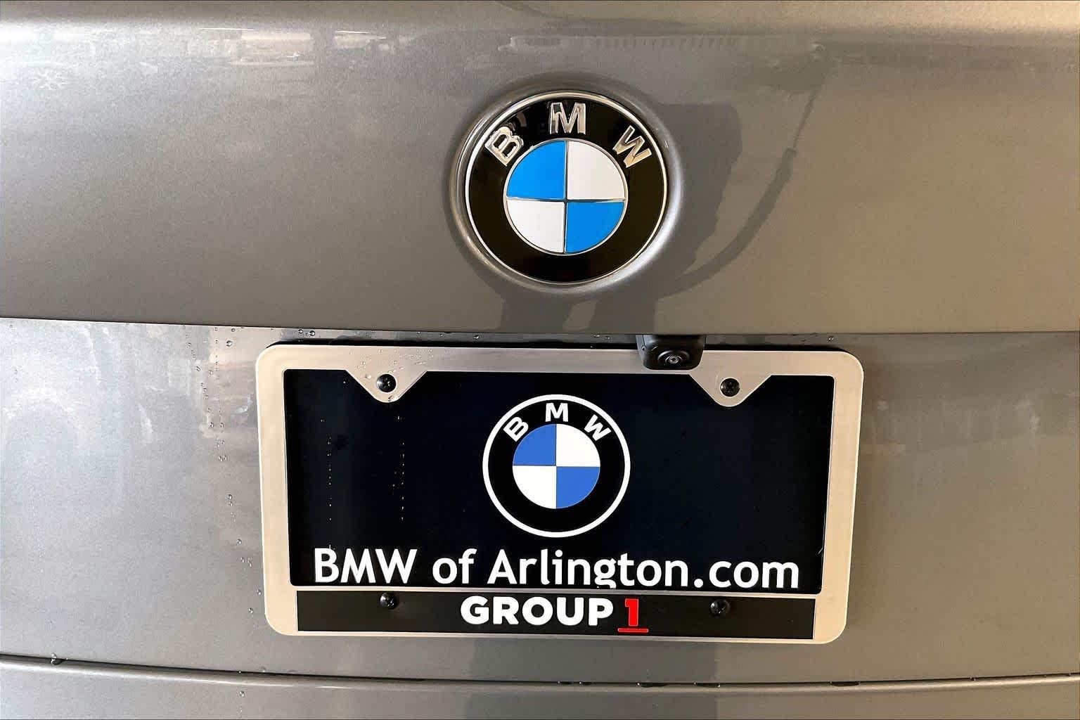 Used 2026 Skyscraper Grey Metallic BMW sDrive40i image 15