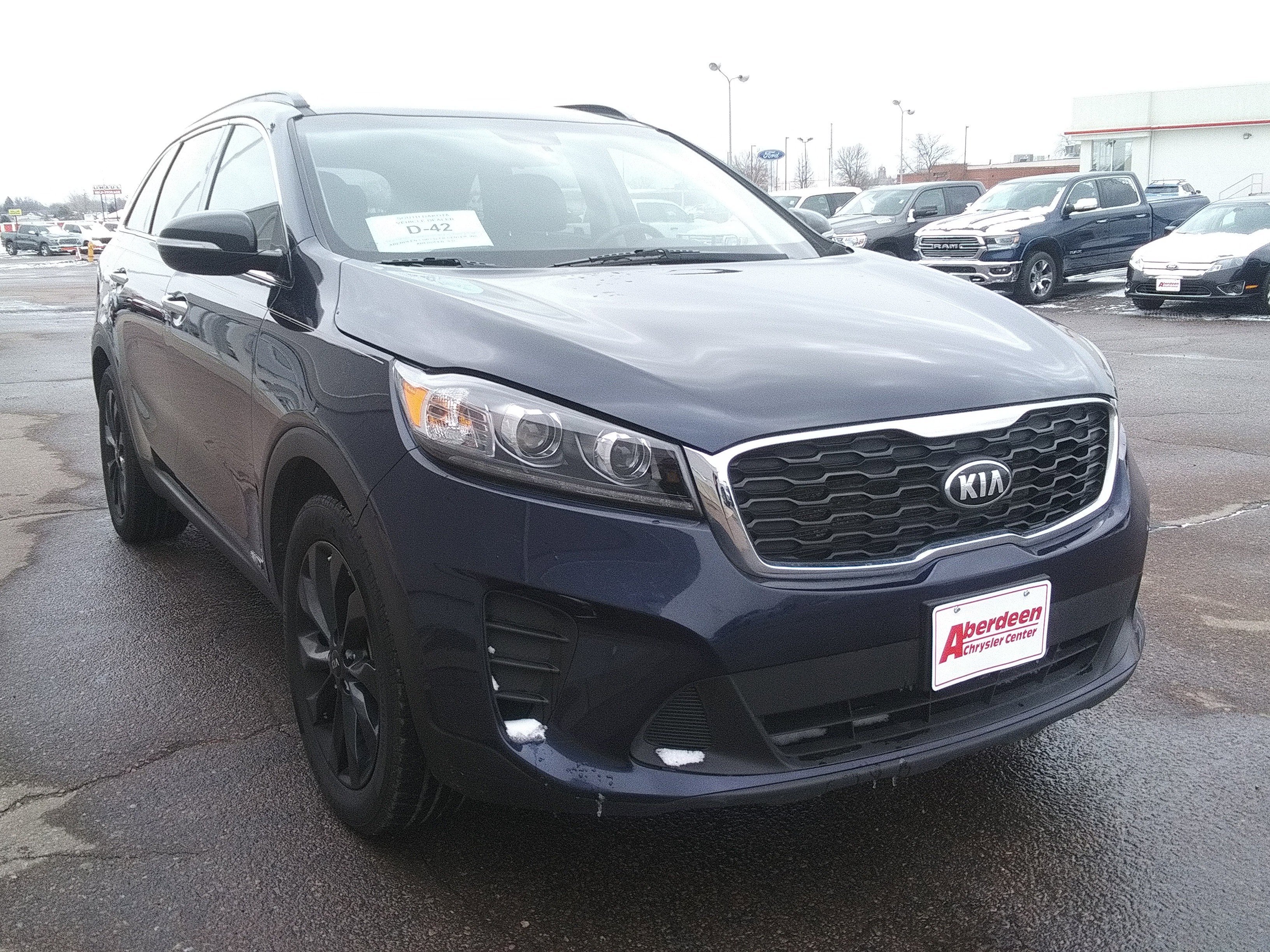 Used 2019 Blue Kia S image 4