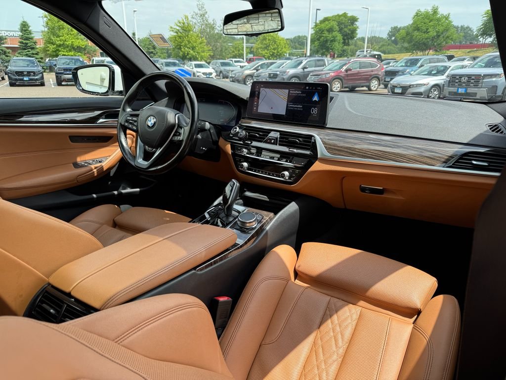 2021 BMW 5 Series 530i - Photo 10