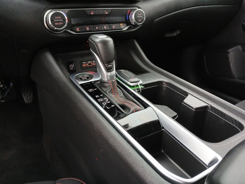 2025 Nissan Sentra SR - Photo 16