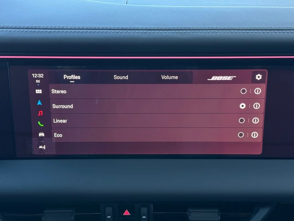 2025 Porsche Macan S - Photo 28