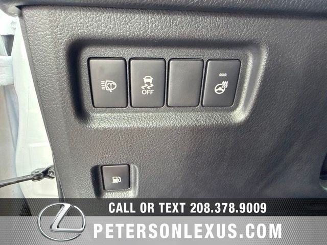 Used 2017  Lexus Luxury image 28