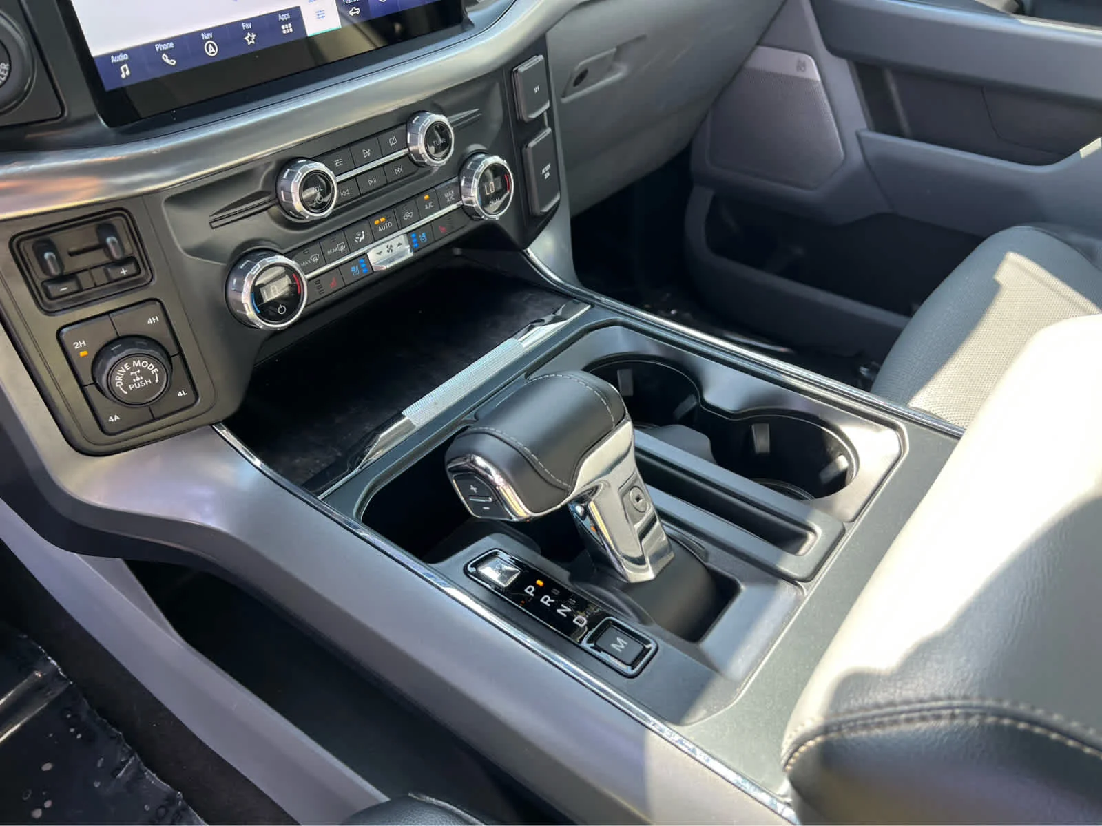Certified Used 2021 Antimatter Blue Metallic Ford LARIAT image 38
