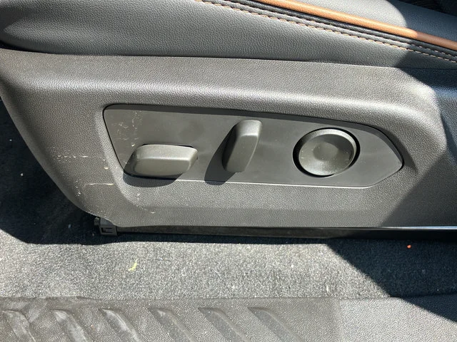 2026 GMC Canyon AT4 - Photo 22