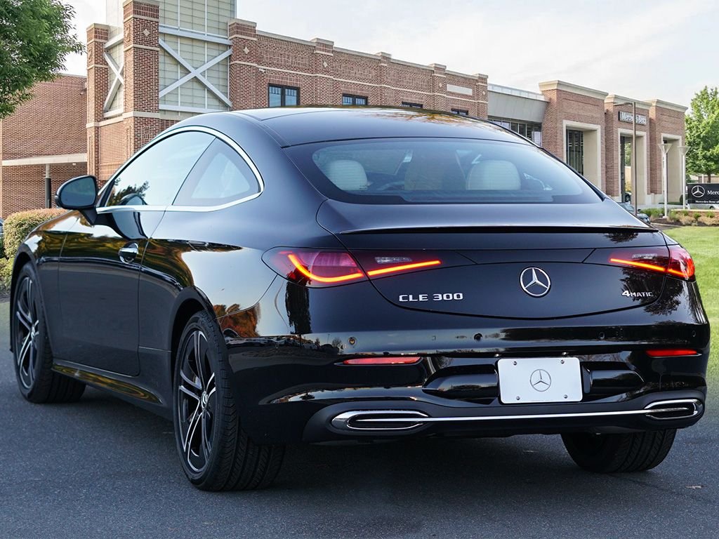 Used 2026 Obsidian Black Metallic Mercedes-Benz CLE 300 image 7