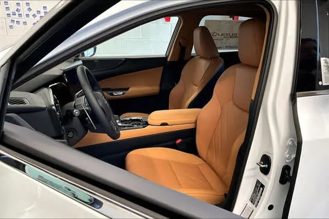 New 2026 Ultra White Lexus Luxury image 9