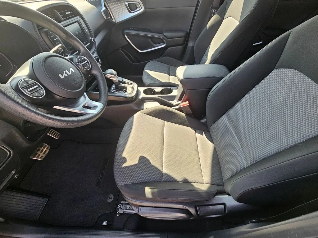 Used 2023 Gravity Gray Kia LX image 15