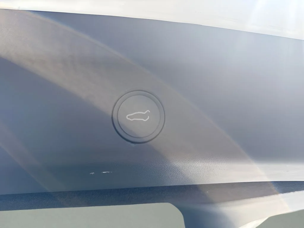 Used 2021 White Tesla Long Range image 20