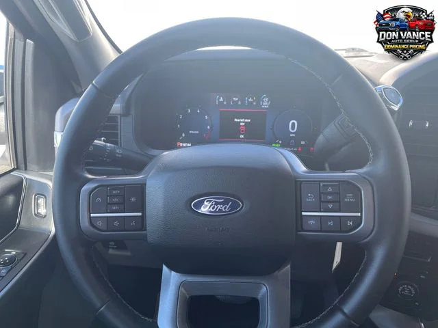 Used 2025 White Ford XLT image 14