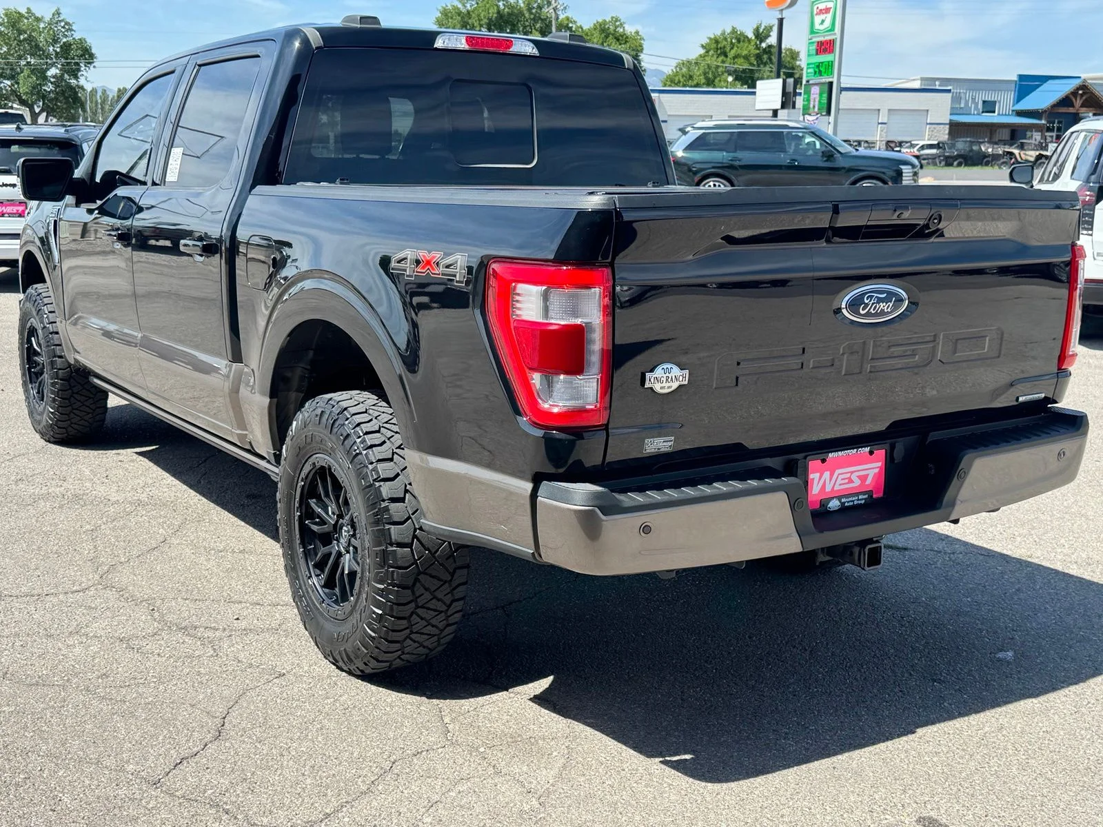 Used 2023 Gray Ford King Ranch image 12