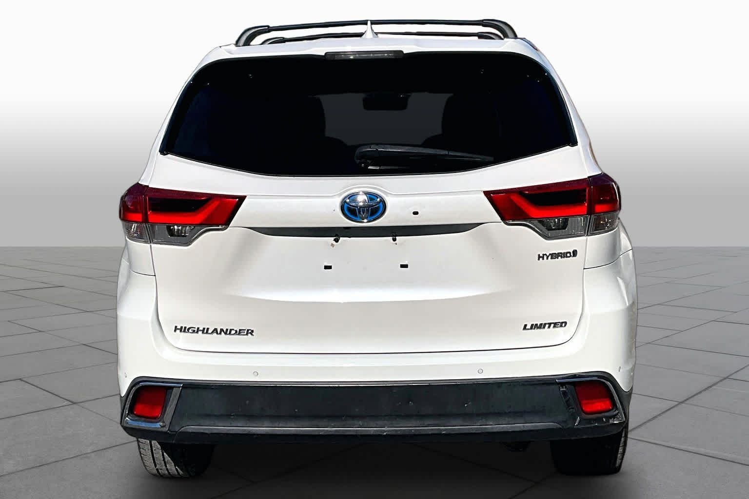 Used 2017 Blizzard Pearl Toyota Hybrid Limited Platinum image 6