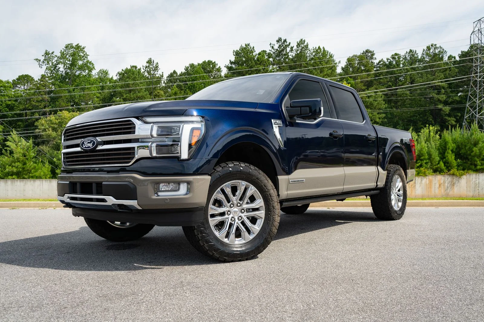 Used 2025 Blue Ford King Ranch image 5