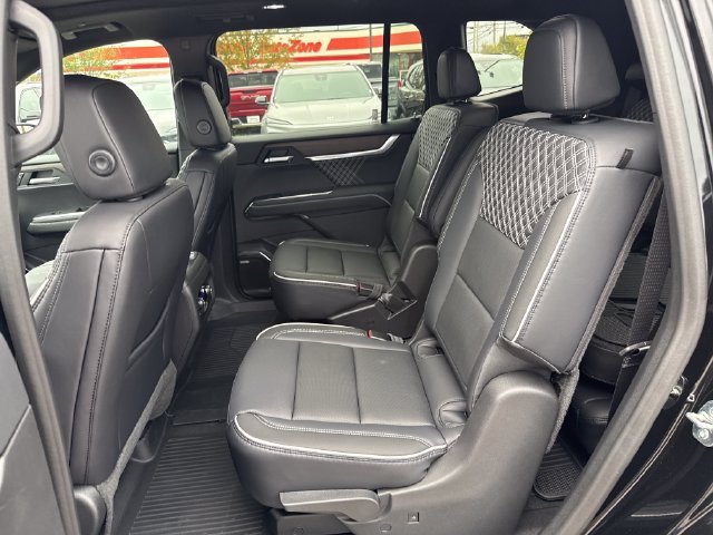 2027 GMC Acadia Denali - Photo 14