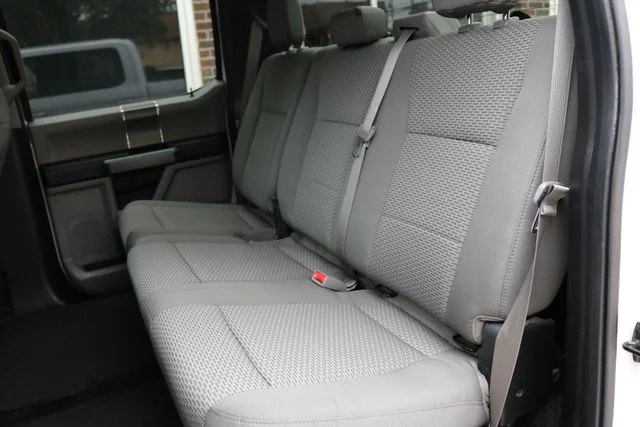 Used 2015 Oxford White Ford XLT image 39
