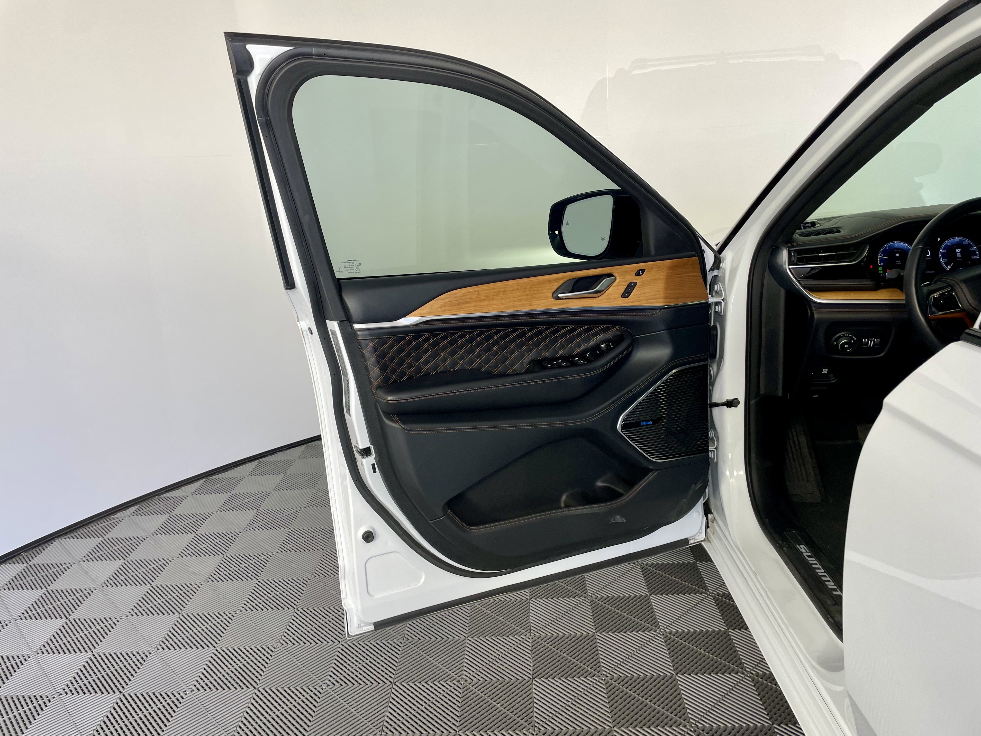 Certified Used 2022 Bright White Clearcoat Jeep Summit Reserve image 12
