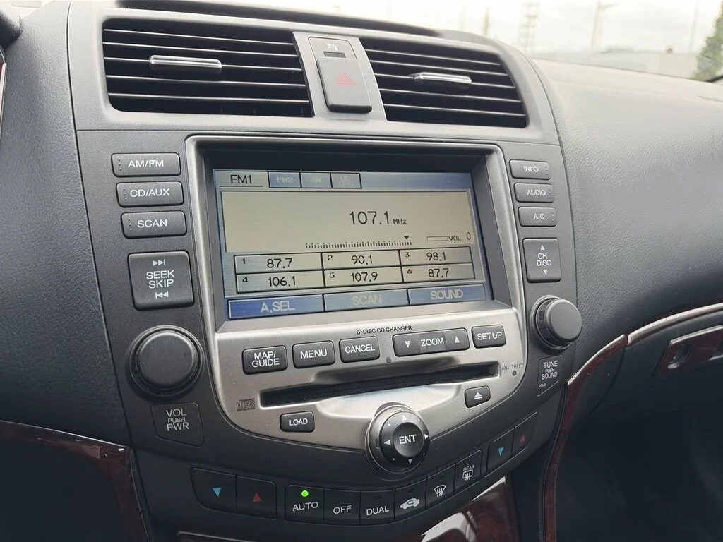Used 2006 Alabaster Silver Metallic Honda Sedan EX V6 at Dilawri Certified   Local BC   Regu image 24
