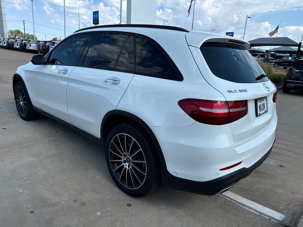 Used 2018 White Mercedes-Benz GLC 300 image 4