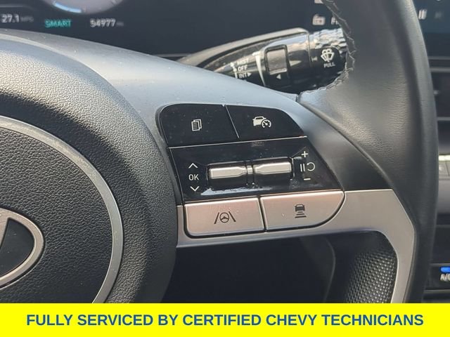 Used 2025 Silver Hyundai SEL Convenience image 28
