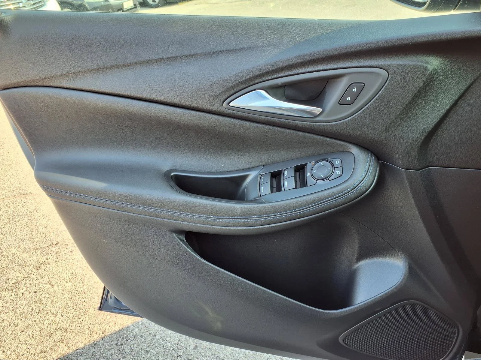 2026 Buick Encore GX Sport Touring - Photo 14