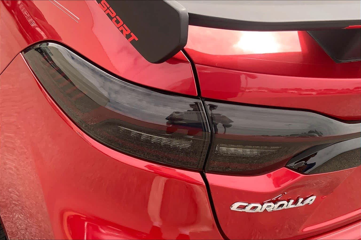 Used 2020 Barcelona Red Metallic Toyota LE image 27
