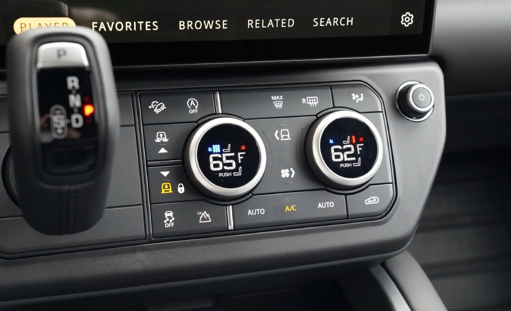 New 2026 Carpathian Grey Land Rover S image 27