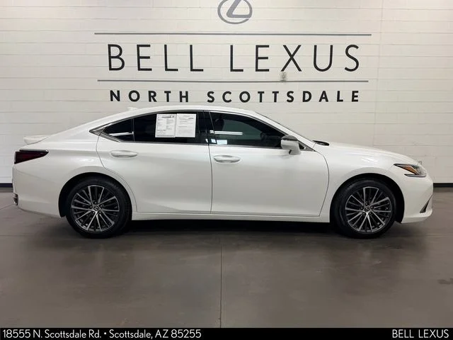 Certified Used 2025 White Lexus 300h image 3